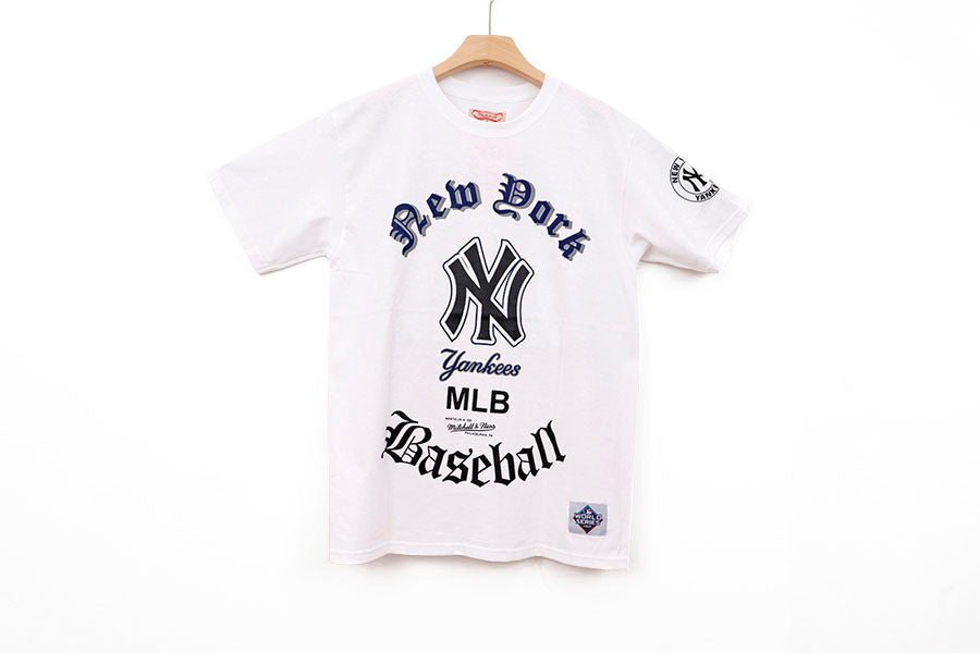 NEW YORK YANKEES WHITE BASEBALL CURSIVE