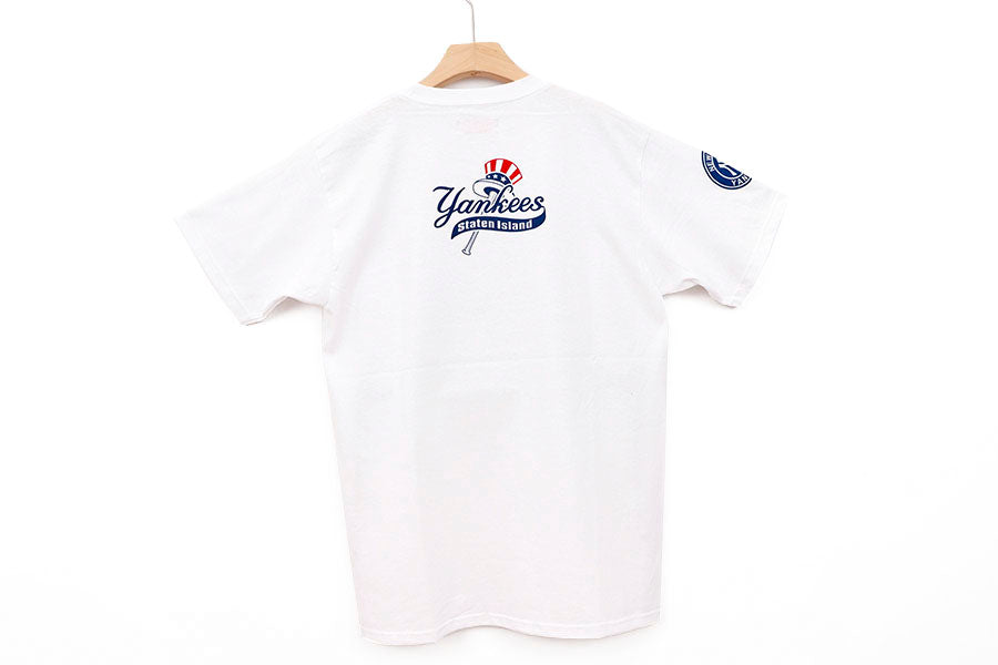 NEW YORK YANKEES IN TO THE CLOUDS