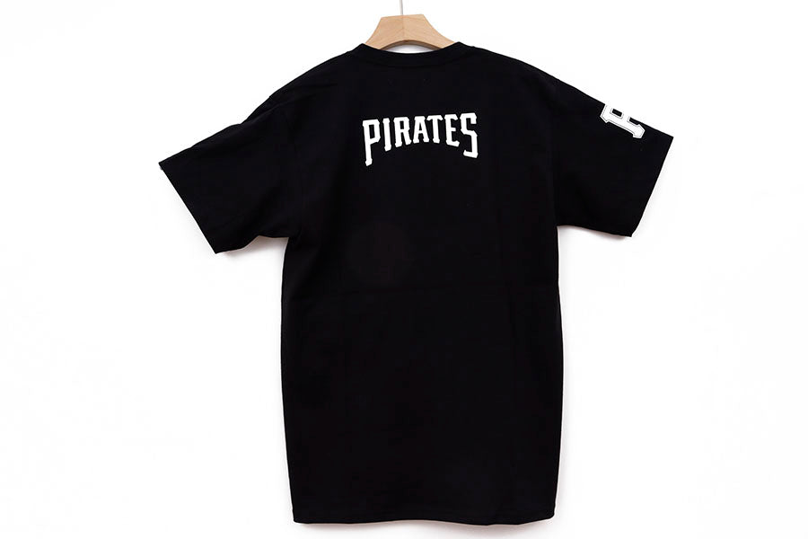 P PITTSBURGH PIRATES