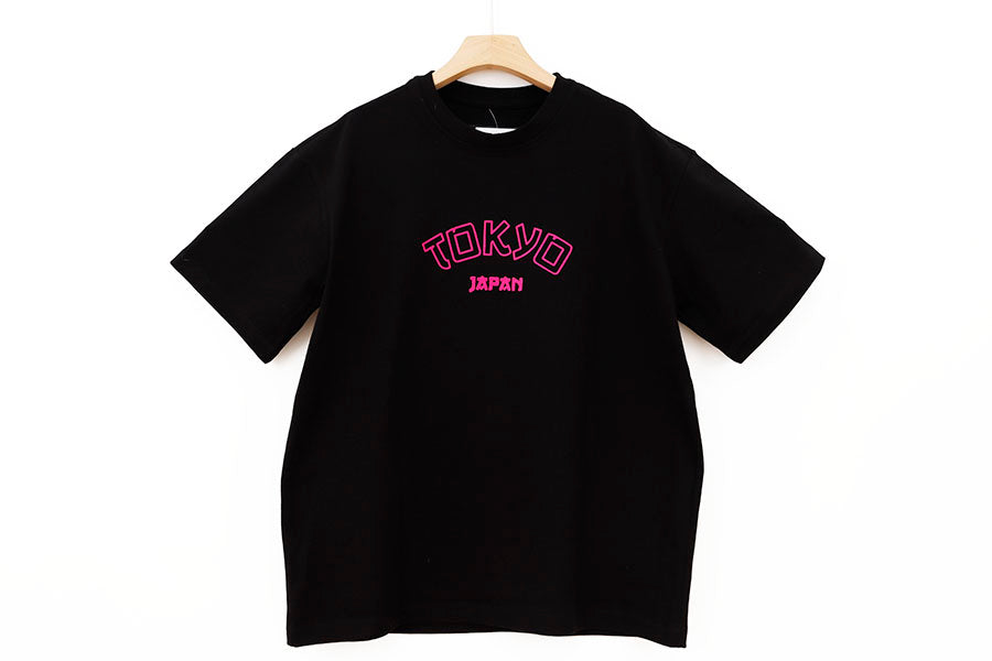 TOKYO JAPAN ROSE AND BLACK OVERSIZE
