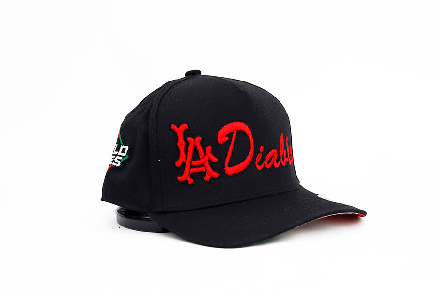 LA DIABLA WAYCAPS BLACK