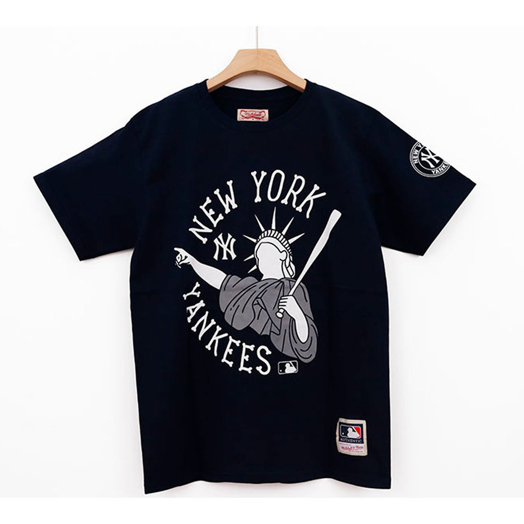 NEW YORK YANKEES STATUE OF LIBERTY BAT