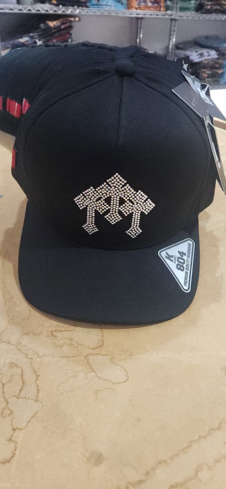 TRIPLE CRUZ BLACK CRYSTALS KAMEL