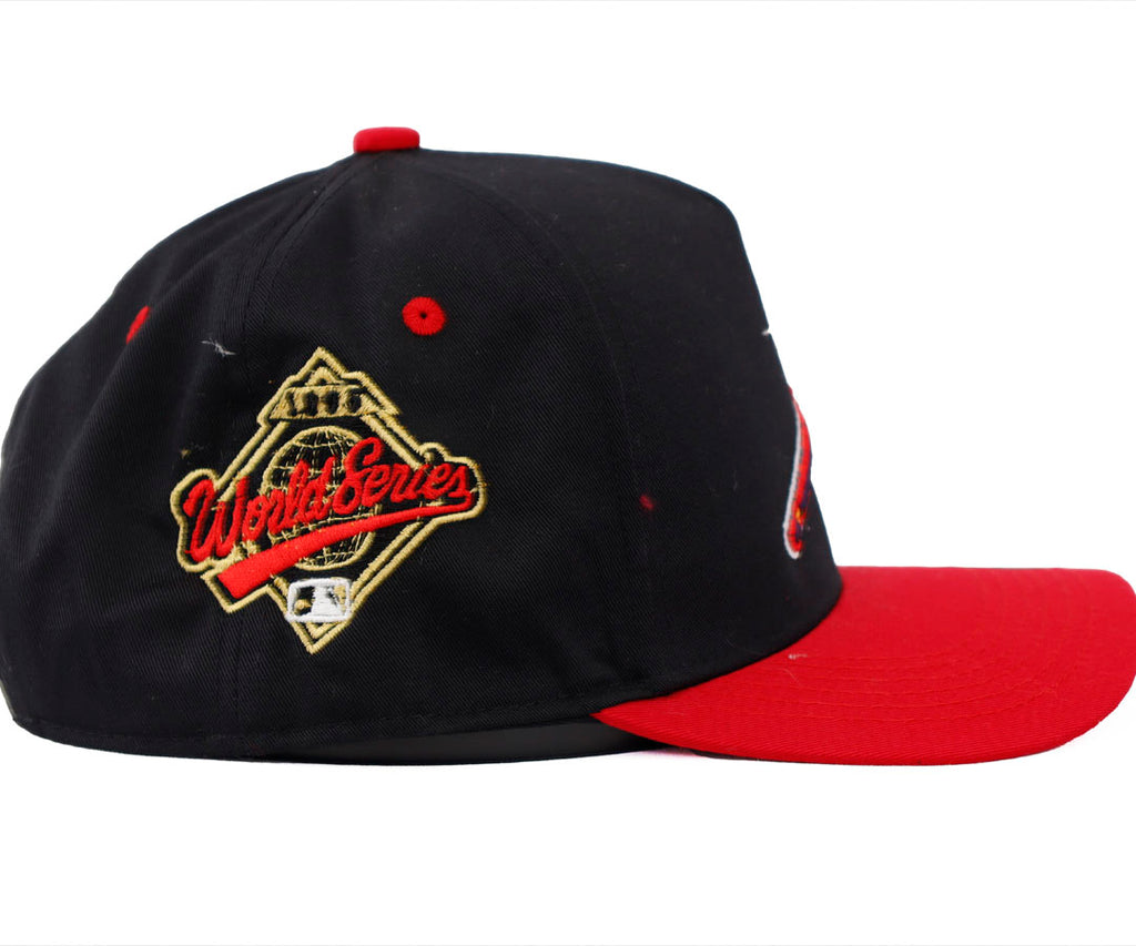 ATLANTA BRAVES HAMMER BLACK AND RED WAYCAP