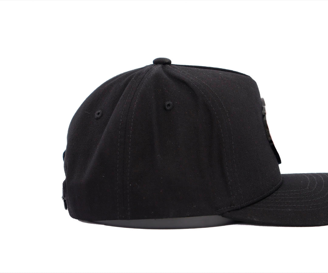 PAYASO COLOR BLACK CAP PLACA KAMEL