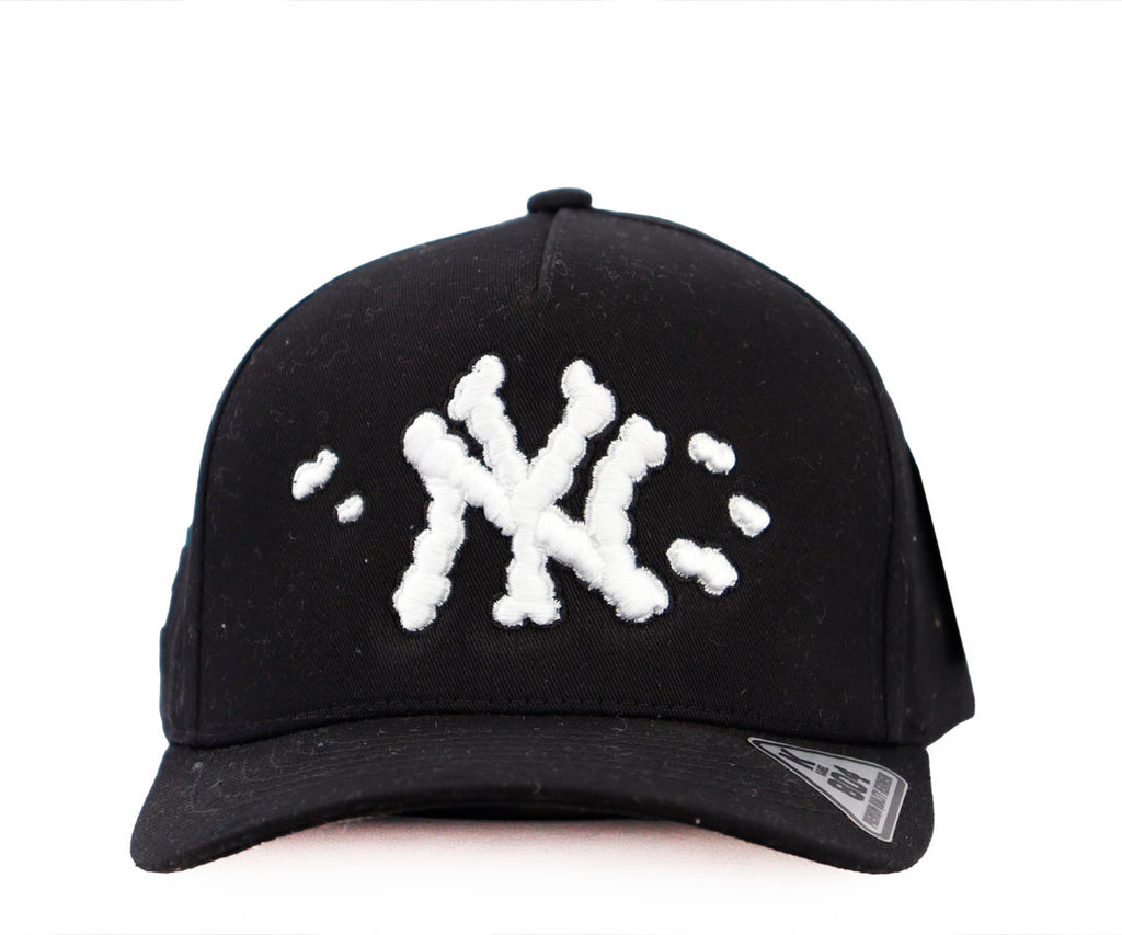 NY YANKEES CLOUDS AND LIBERTY KAMEL