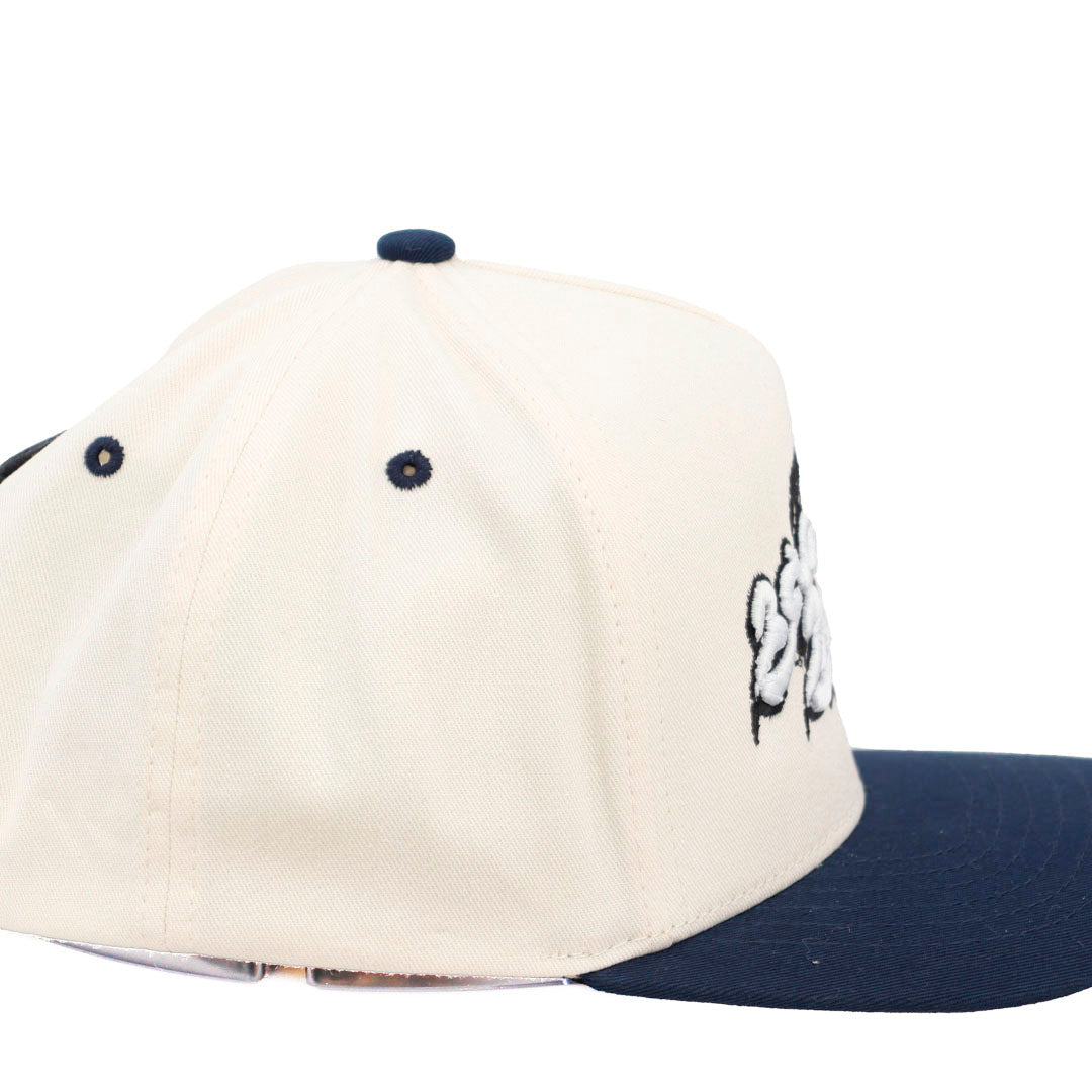 BACKPACK BOYZ WHITE AND NAVY VICERA KAMEL