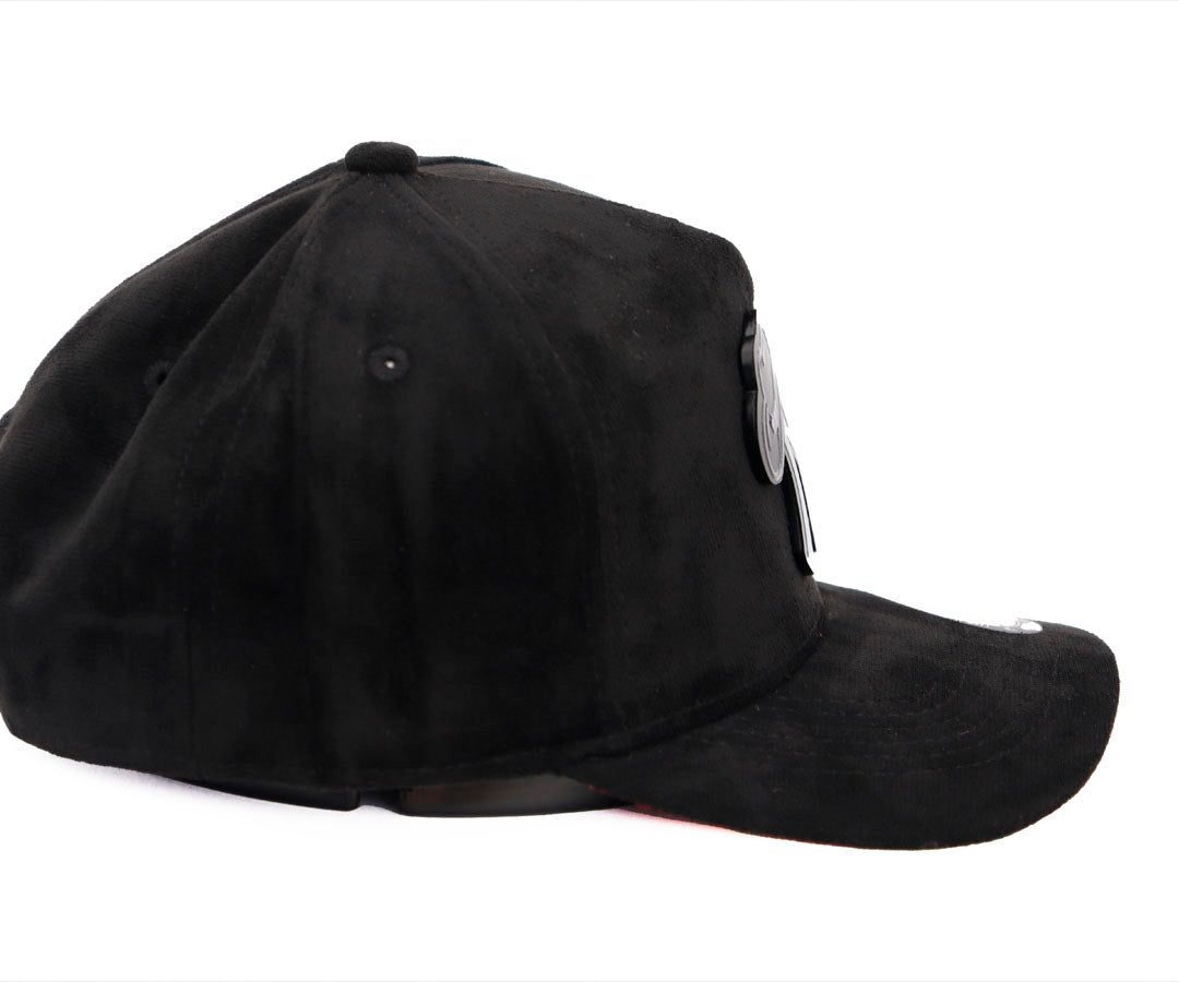 NY YANKEES RANCHERO TOTAL BLACK CAP GAMUZA PLACA WAYCAP