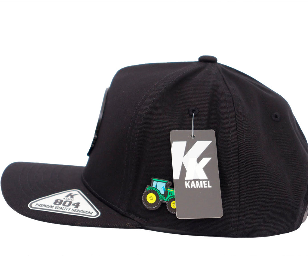 SOY AGRICULTOR TOTAL BLACK MATE PLACA KAMEL