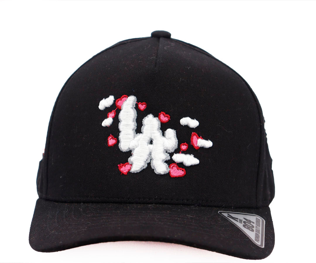 LOVE AND CLOUDS THRTY ONE BLACK CAP KAMEL