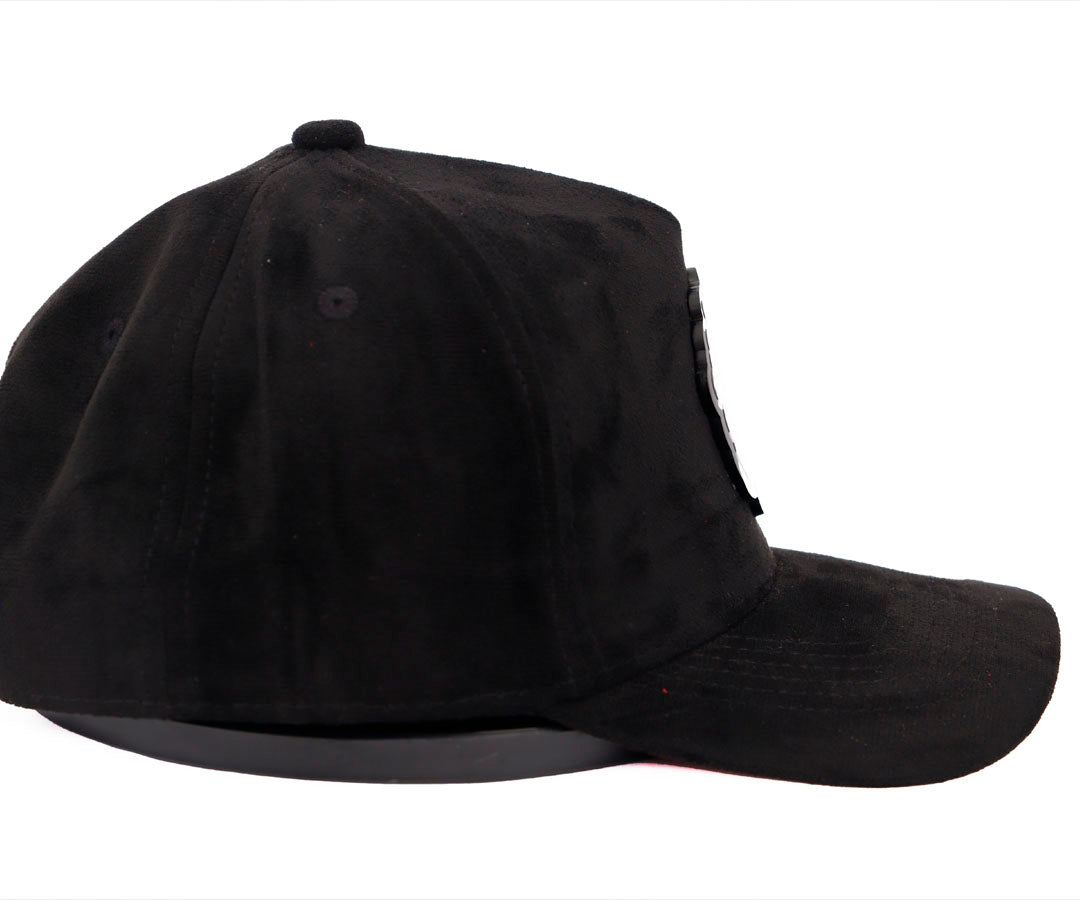 KING LEON COLORFUL BLACK TOTAL GAMUZA PLACA WAYCAP