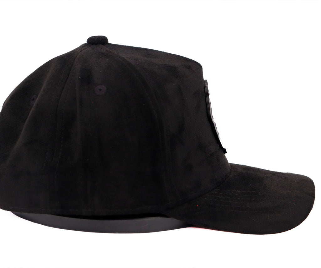 KING LEON COLORFUL BLACK TOTAL GAMUZA PLACA WAYCAP