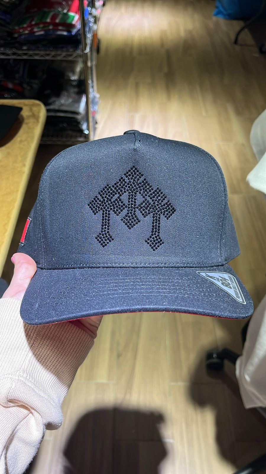 TRIPLE CRUZ BLACK CRYSTALS BLACK  KAMEL
