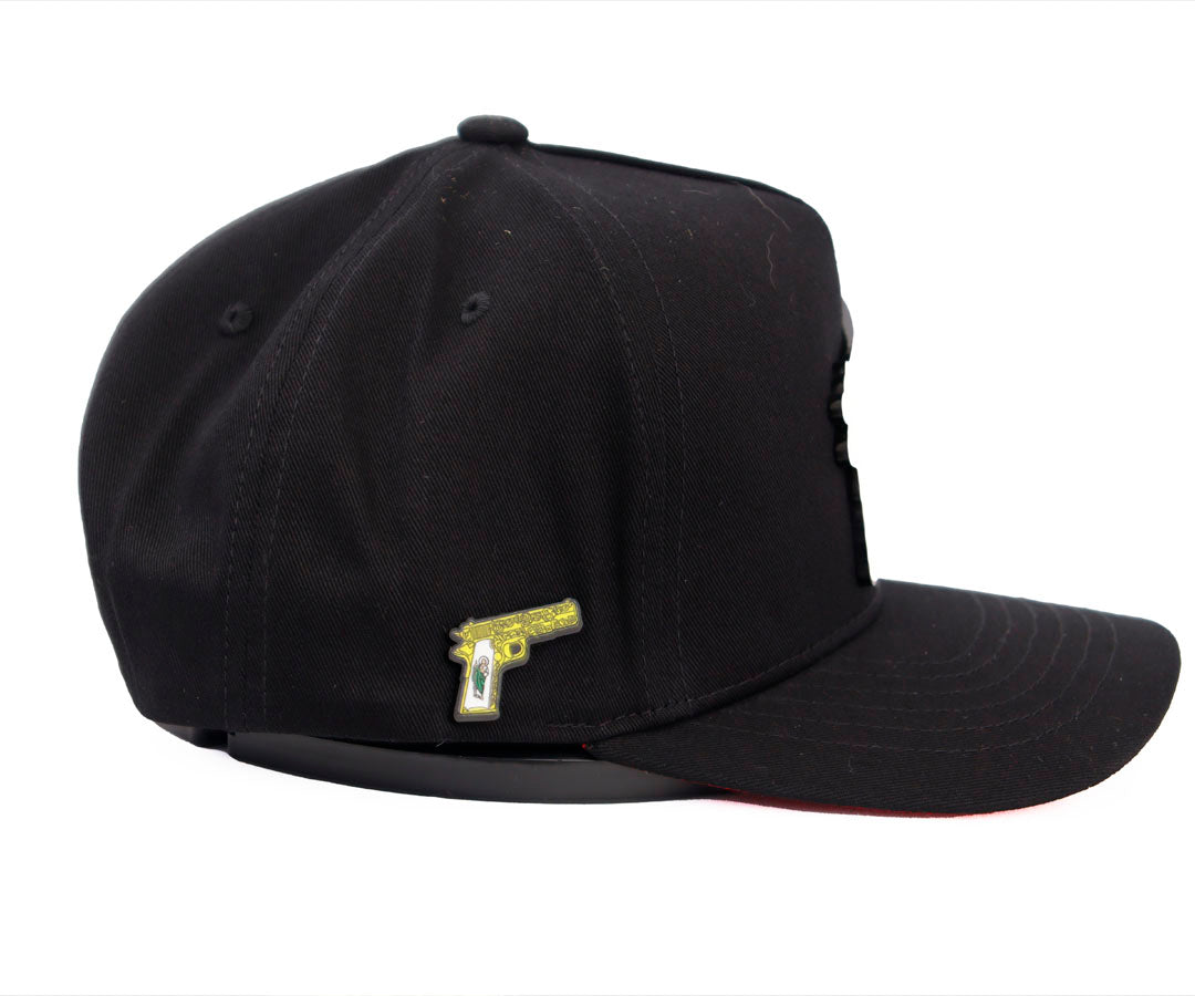 SAN JUDAS FUSCA DORADA PLACA KAMEL