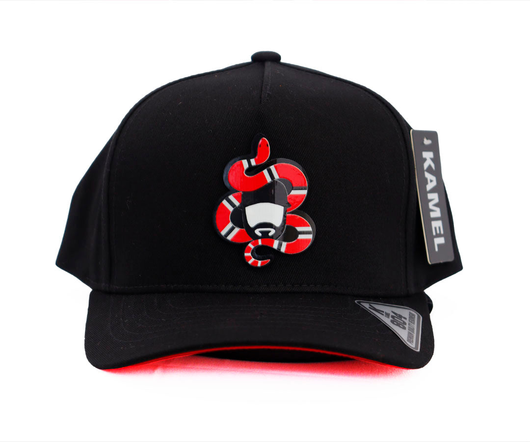 BARBAS HATS LOGO Y SERPIENTE ROJA PLACA KAMEL