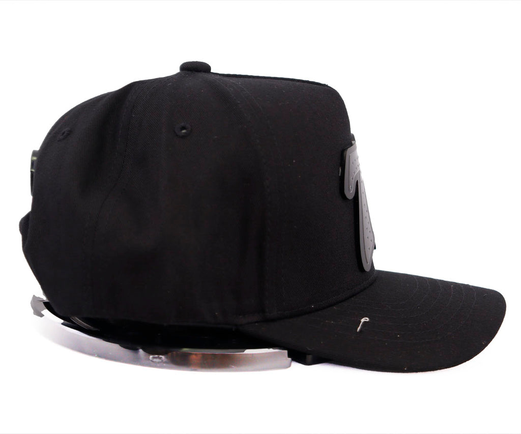 77 BARBAS ALL BLACK PLACA KAMEL