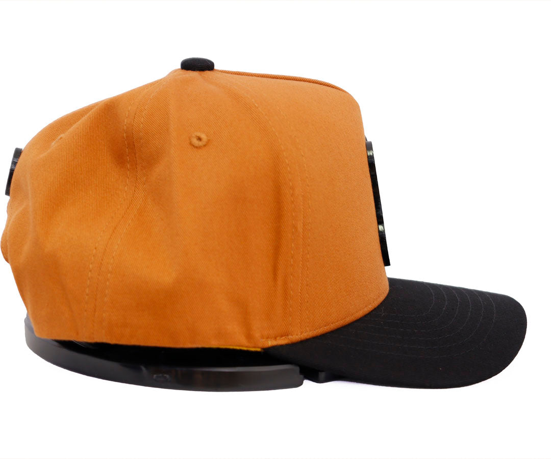 EL BARBAS OSO BELICO BROWN CAP BLACK VICERA PLACA KAMEL