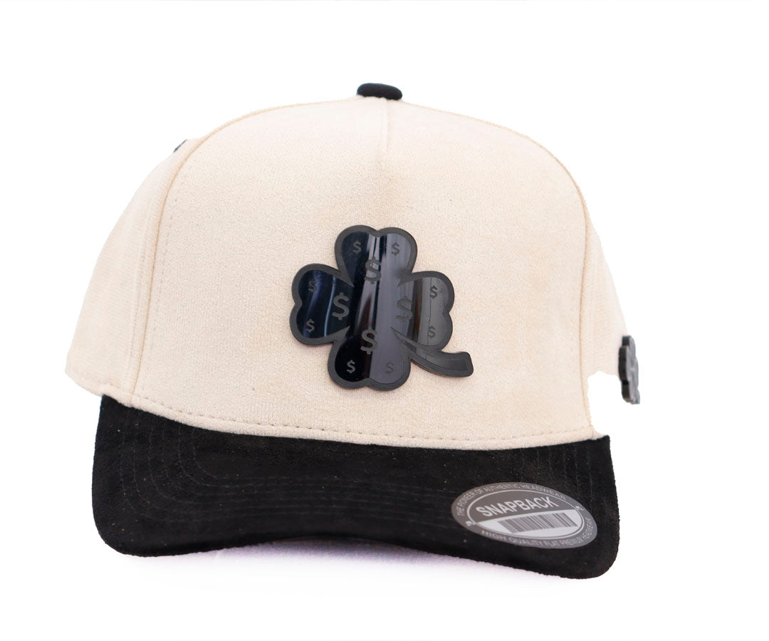 TREBOL MONEY LUCK BLACK BEIGE AND BLACK VICERA PLACA TOTAL GAMUZA WAYCAP