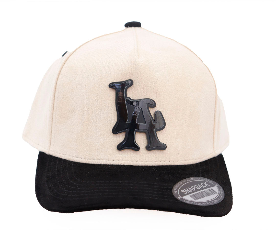 DANDY LA BLACK WHITE CAP AND BLACK VICERA GAMUZA PLACA WAYCAP