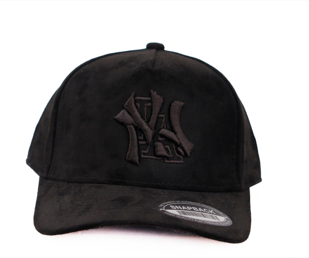 NY LA OVER ONE TOTAL BLACK TOTAL GAMUZA BLACK WAYCAP