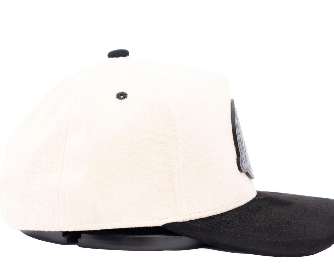 SOY AGRICULTOR BEIGE AND BLACK VICERA TOTAL GAMUZA WAYCAP