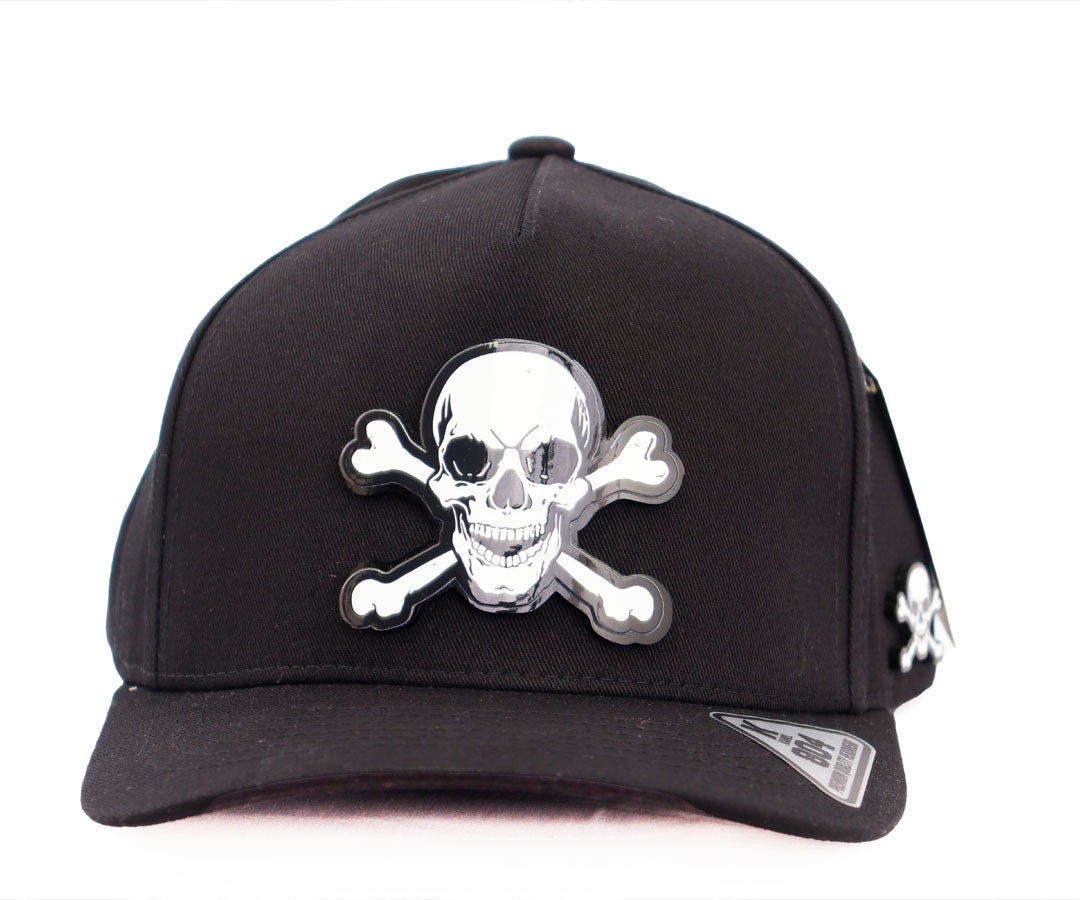 CALAVERA WHITE PLACA BLACK CAP KAMEL
