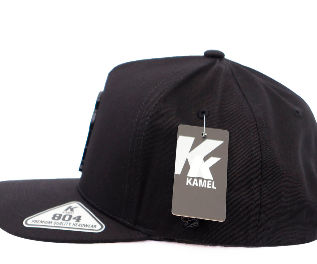 SAN JUDAS COLORS PLACA BLACK CAP KAMEL