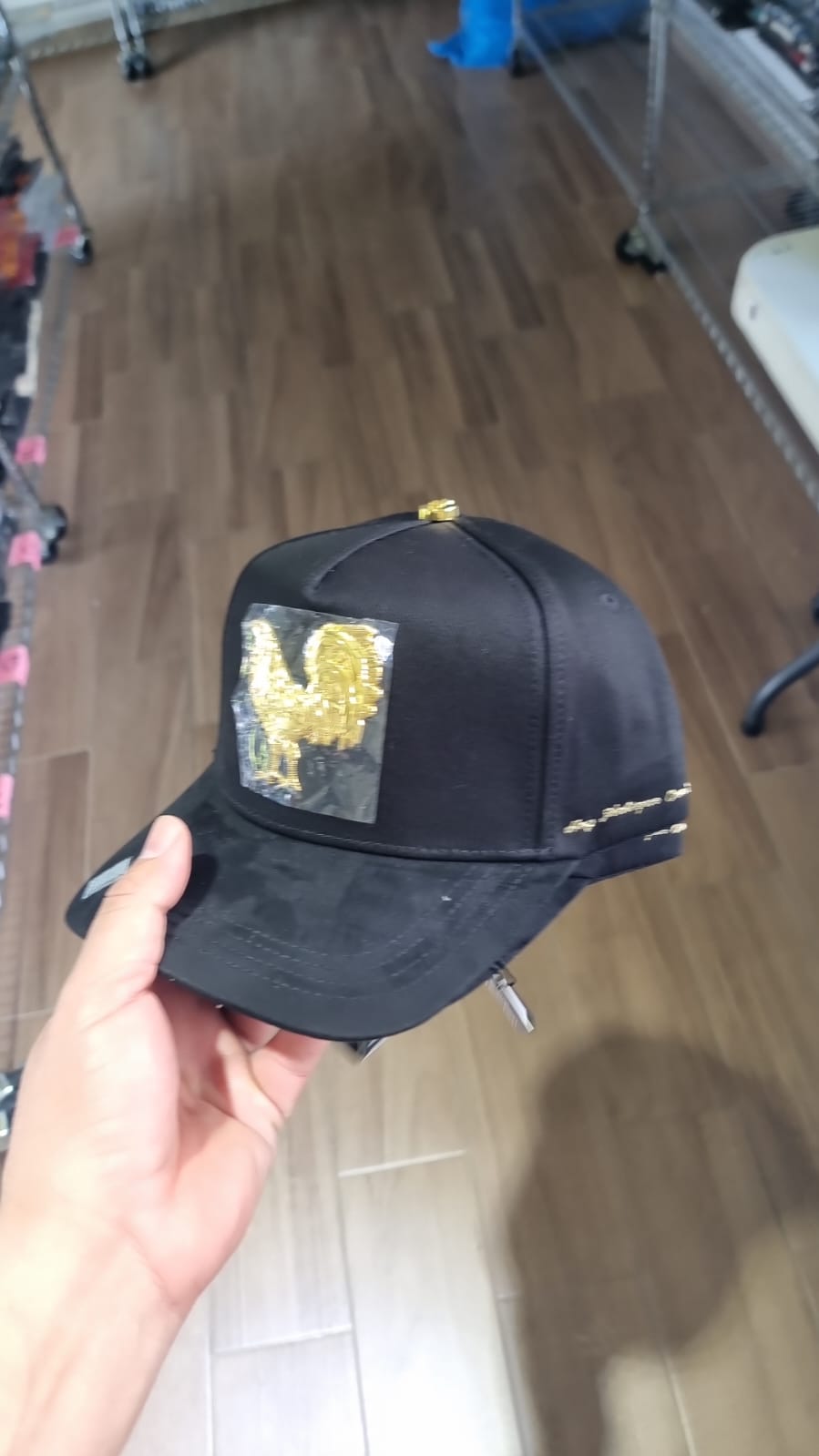 GALLO DORADO GRANDE IZQ BIG BOSS