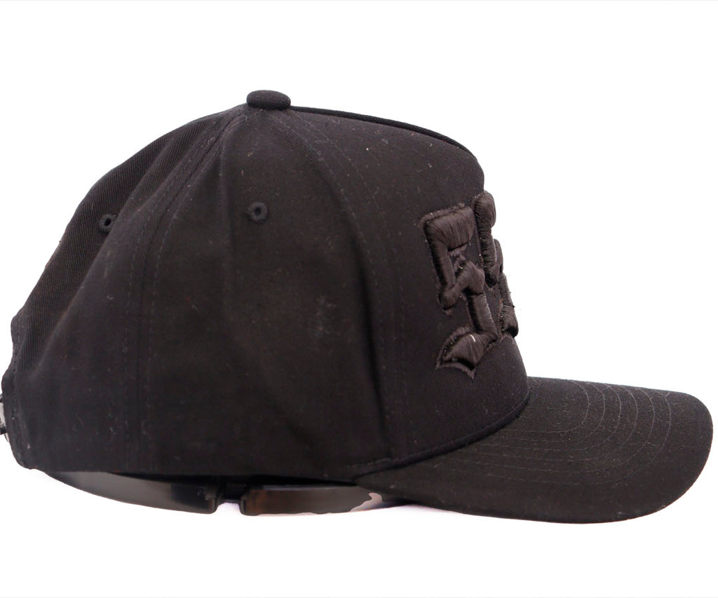 555 TOTAL BLACK KAMEL