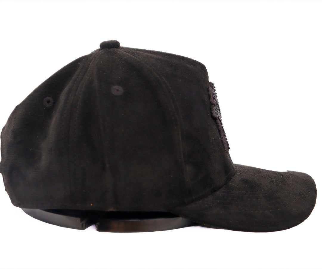NY LA OVER ONE BLACK AND WHITE TOTAL GAMUZA BLACK PIEDRA WAYCAP