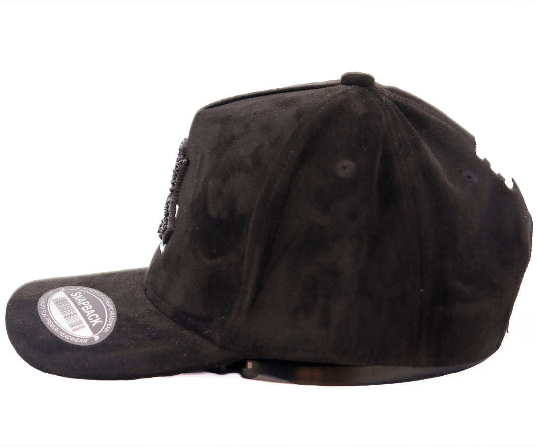 NY LA OVER ONE BLACK AND WHITE TOTAL GAMUZA BLACK PIEDRA WAYCAP