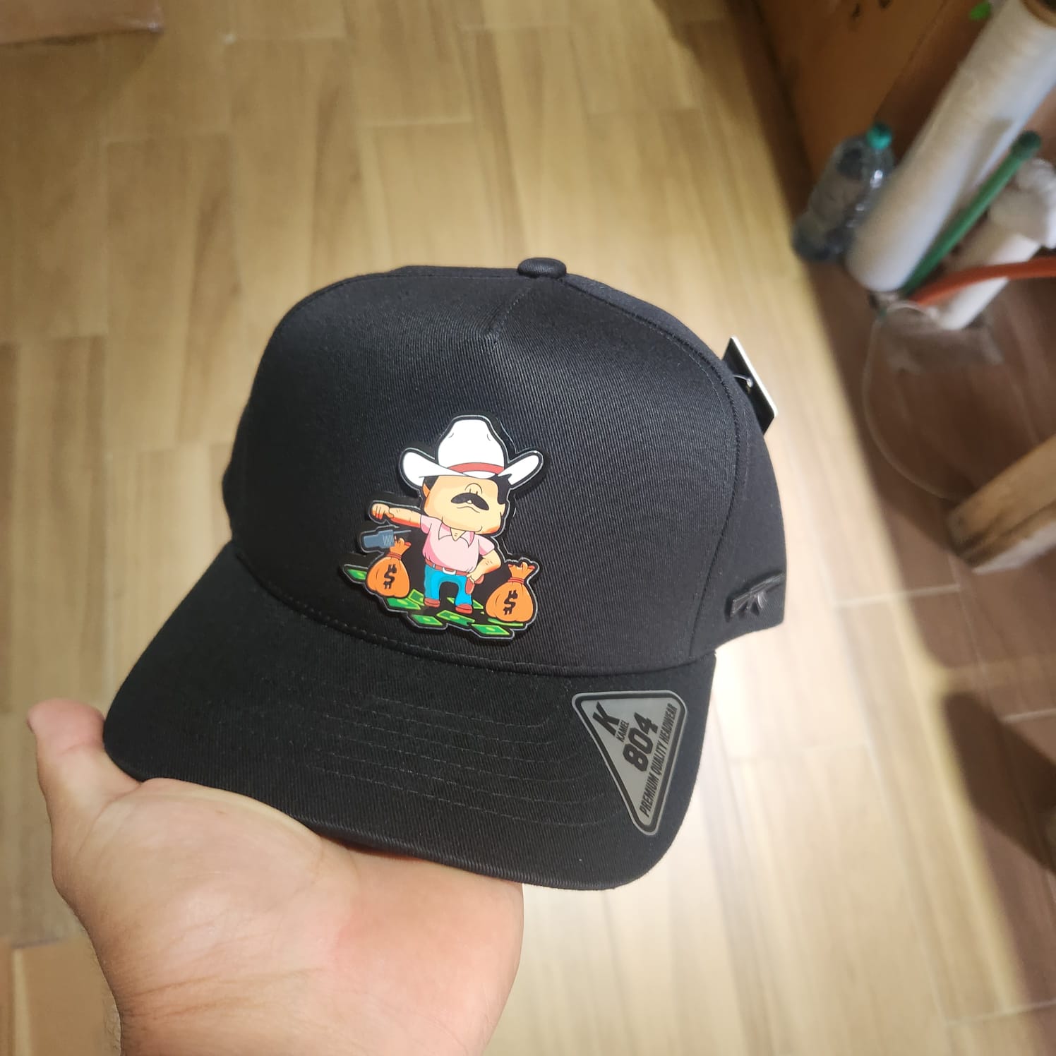 EL MAYO BIGOTON Y LOS COSTALES DE BILLETES PLACA KAMEL