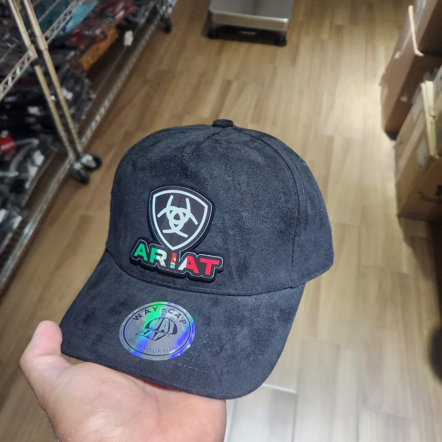 ARIAT MEXICANO PLACA TOTAL GAMUZA WAYCAP