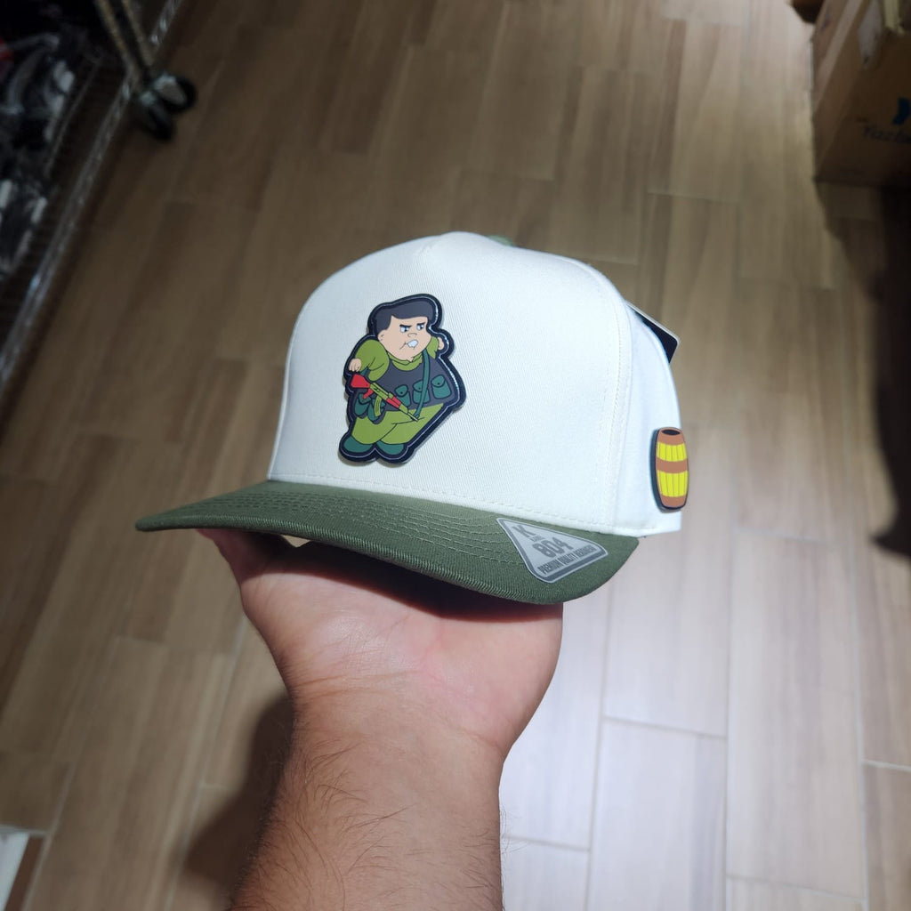 EL GORDO BELICO MILITAR BEIGE Y VICERA OLIVO PLACA KAMEL