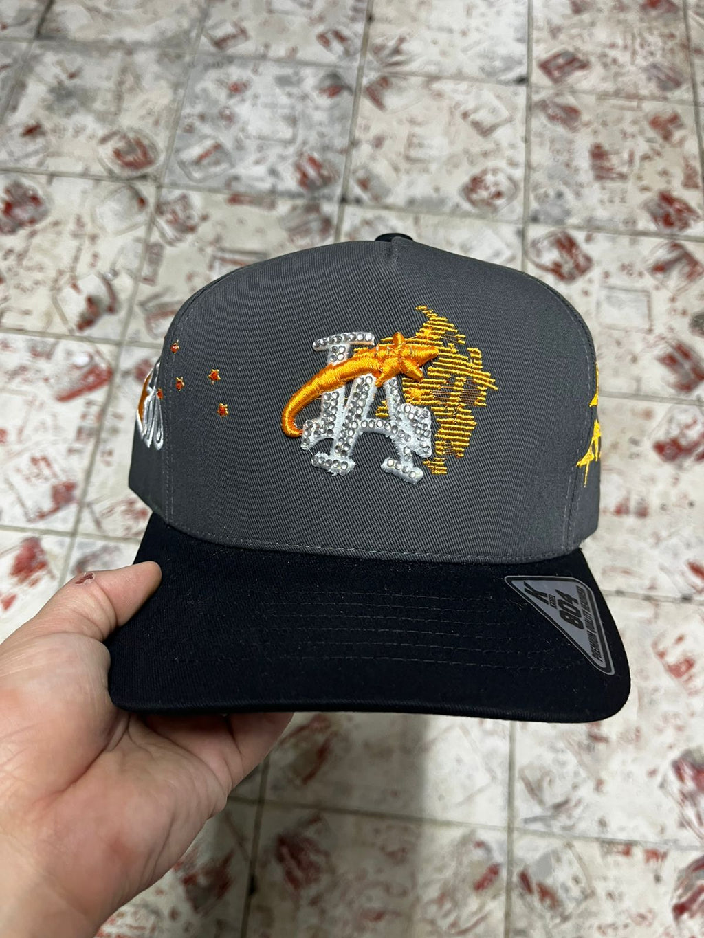 EL MAGO MAGIC MEMBERS CARAMEL GRAY CRISTAL KAMEL