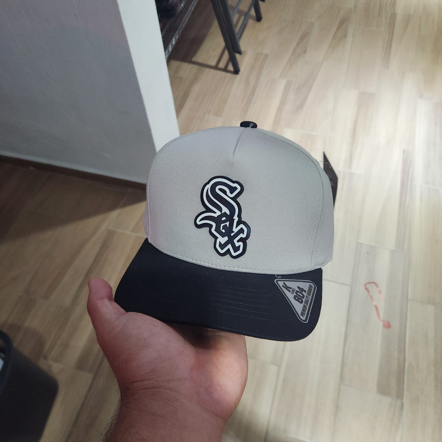 CHICAGO WHITE SOX LIGHT GRAY COLOR PLACA KAMEL