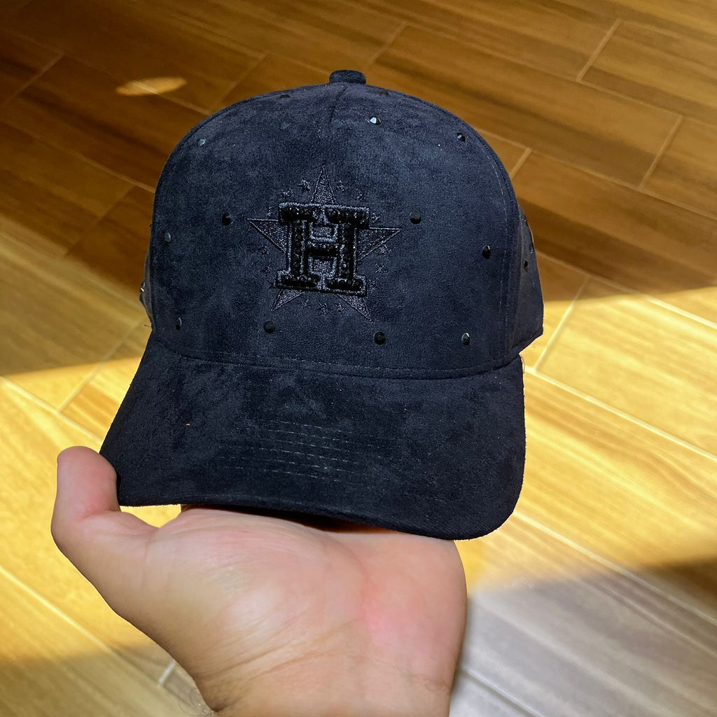 H SAD BOYZ TOTAL BLACK GAMUZA WAYCAP