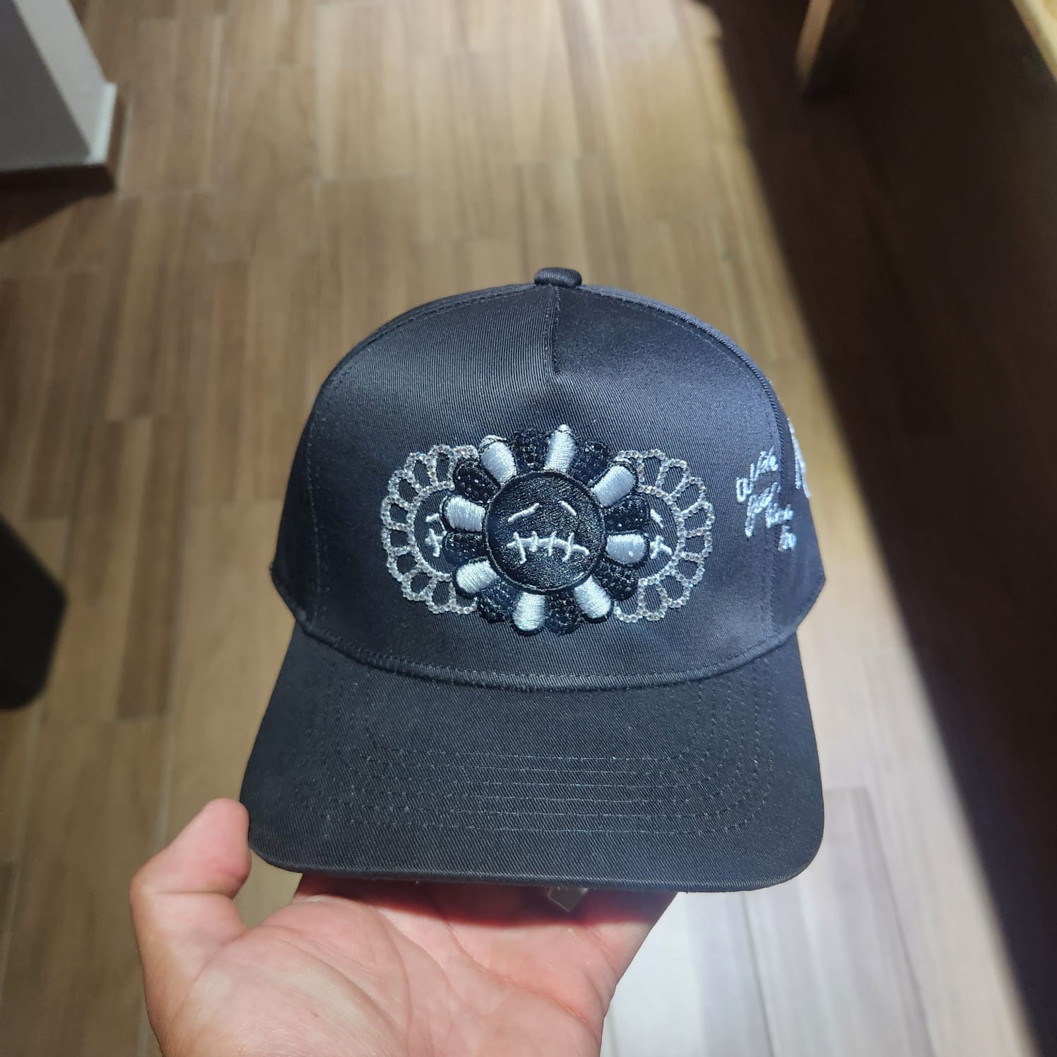 TRIPLE GIRASOLES INNEDIT SILVER AND TOTAL BLACK PIEDRA WAYCAP