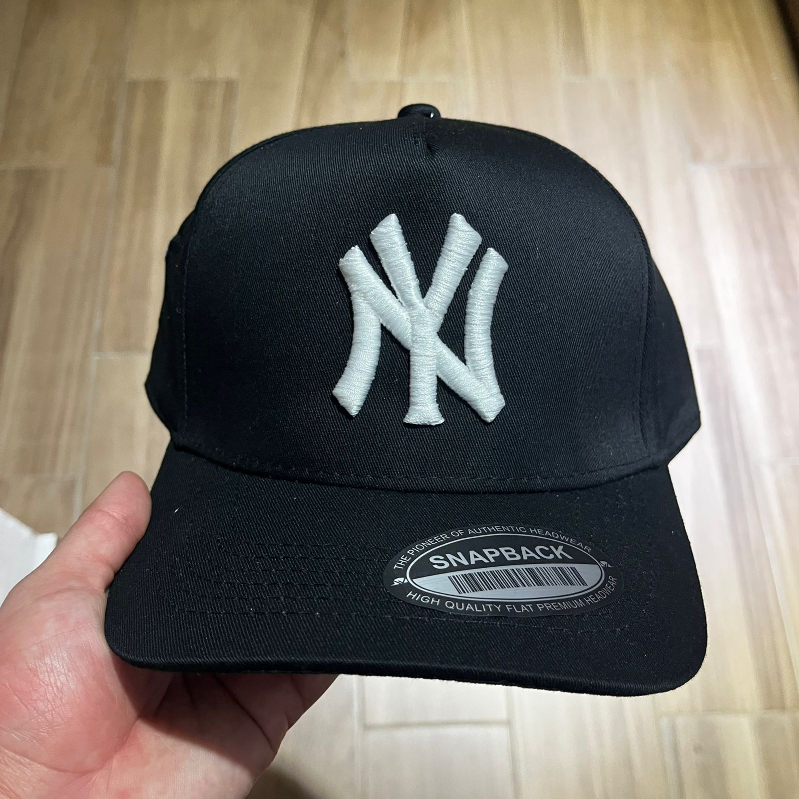 NY YANKEES NEGRO CLASICO NY BLANCO WAYCAP